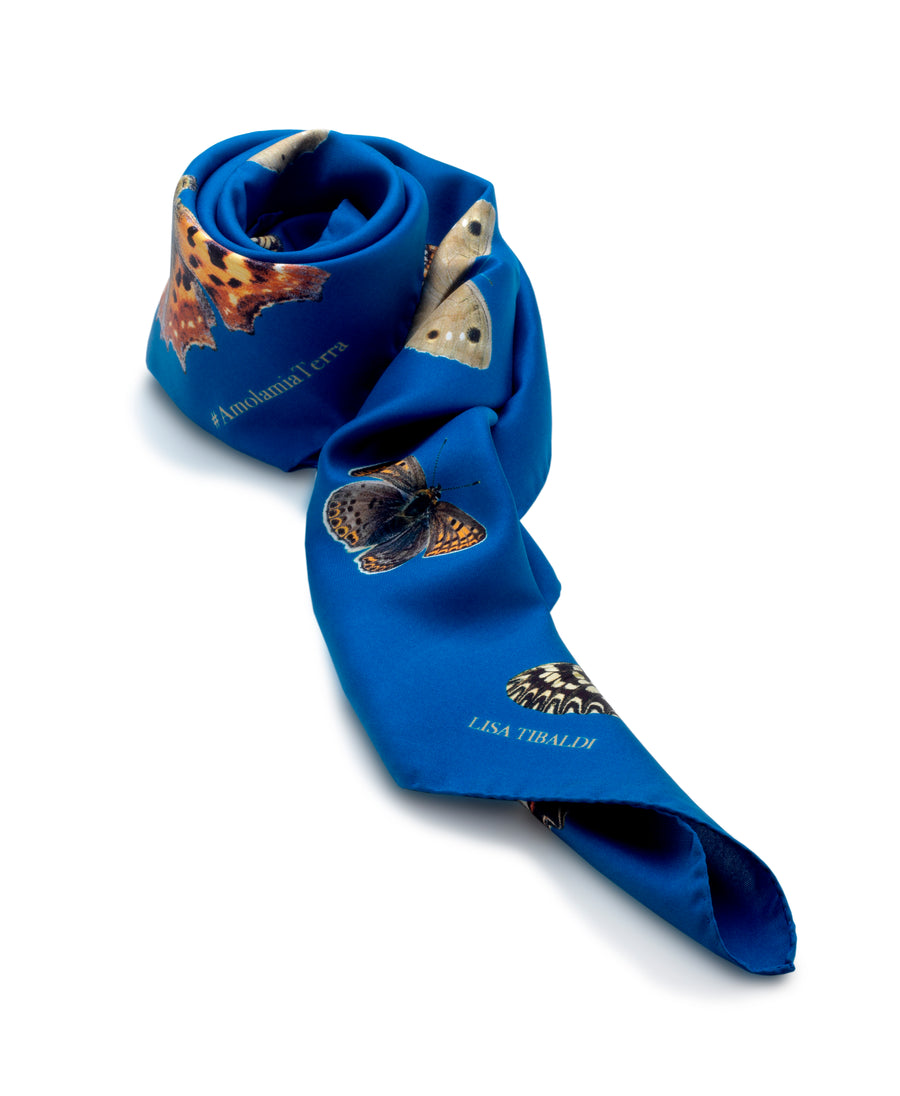 Lisa Tibaldi Terra Mia Foulard Collection 100% seta Made in Italy moda ecosostenibile sustainable fashion square silk scarf Dis.02 Farfalle della Terra Aurunca colore Navy Blue